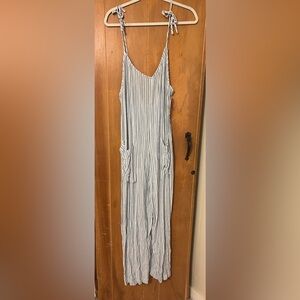 Billabong It’s a breeze jumpsuit size L